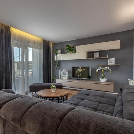 Apartman Tragos Трогір Екстер'єр фото