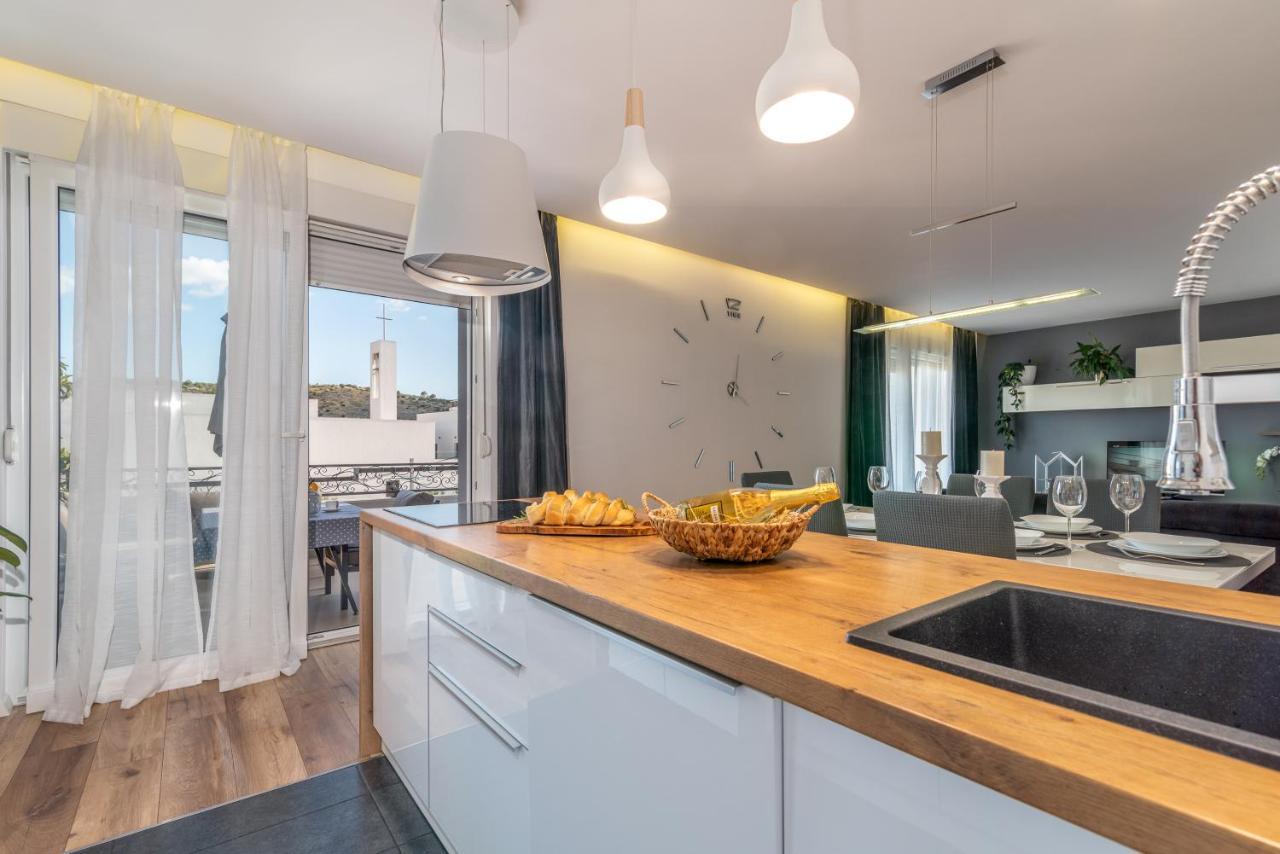 Apartman Tragos Трогір Екстер'єр фото