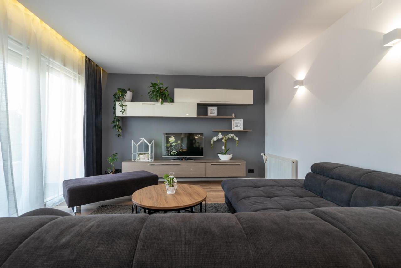 Apartman Tragos Трогір Екстер'єр фото