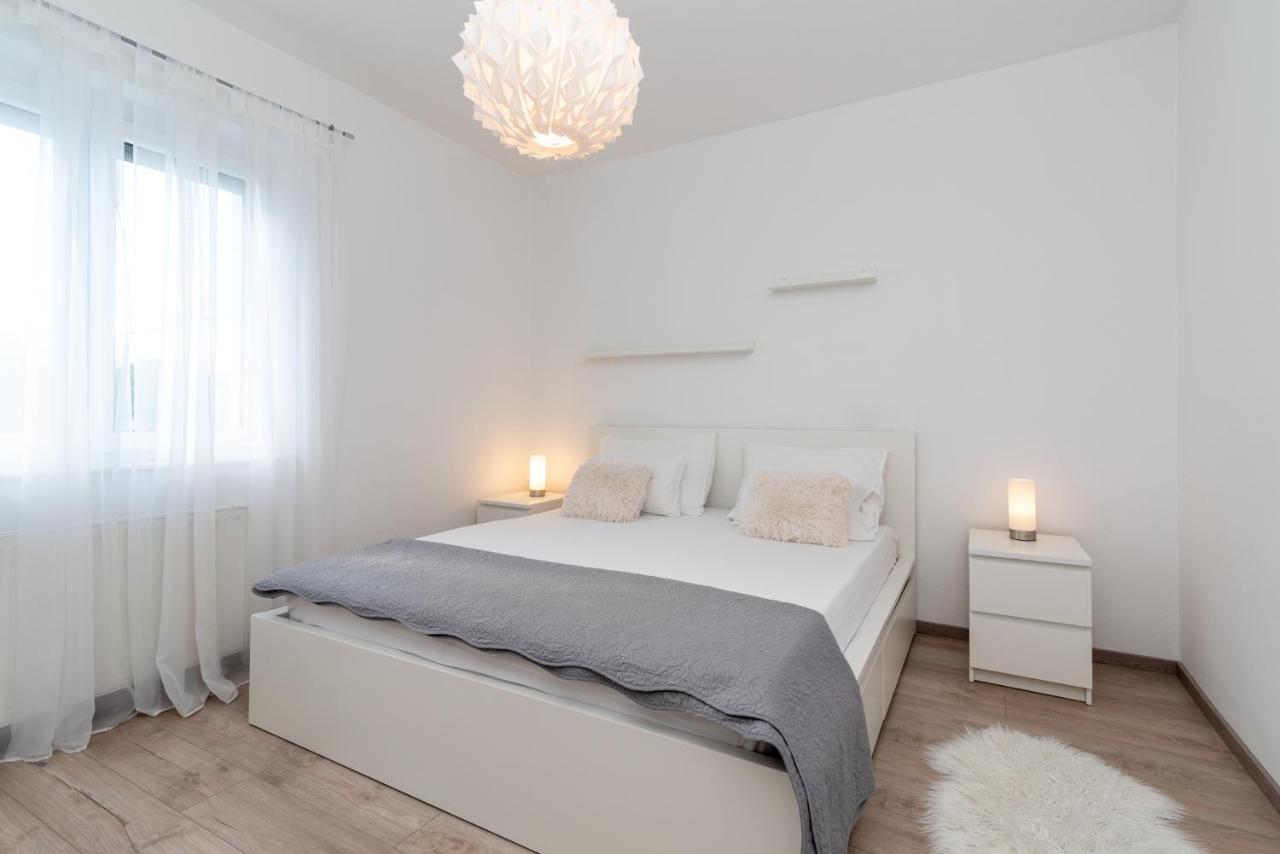 Apartman Tragos Трогір Екстер'єр фото