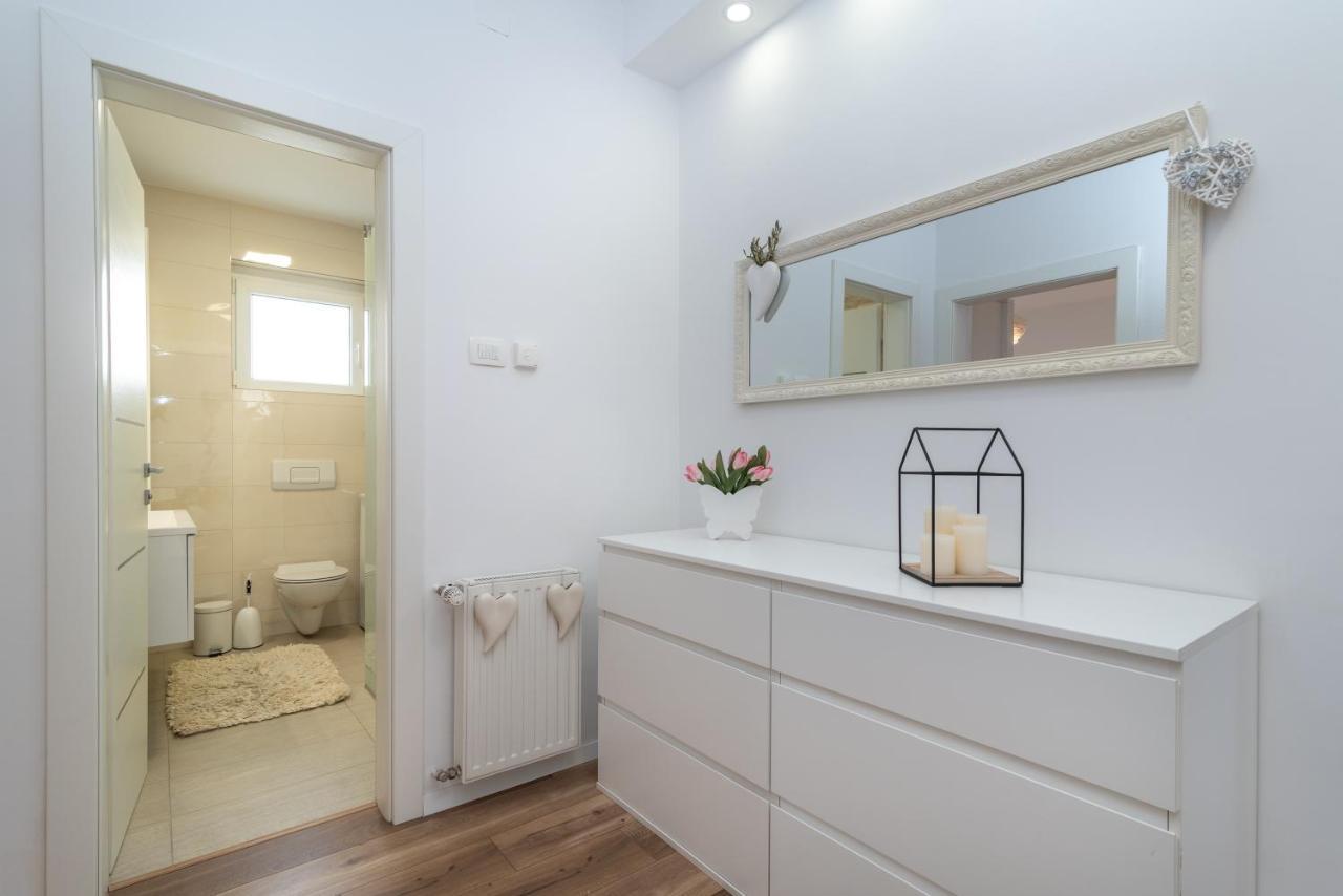 Apartman Tragos Трогір Екстер'єр фото