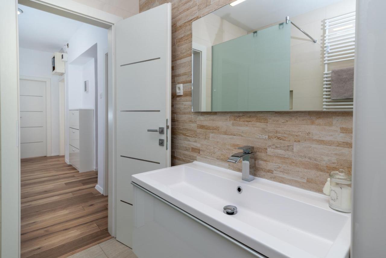 Apartman Tragos Трогір Екстер'єр фото